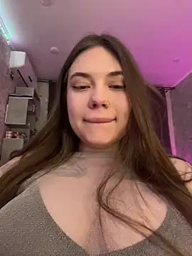 Vikki toriya online show from February 27, 12:25 am