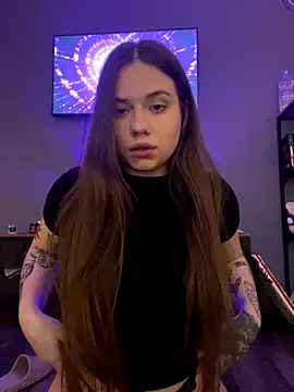 Vikki toriya online show from November 12, 12:26 am