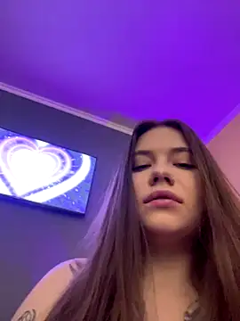 Vikki toriya online show from November 23, 3:22 pm