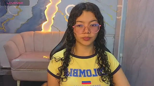 victoria castillo b online show from March 26, 12:36 pm