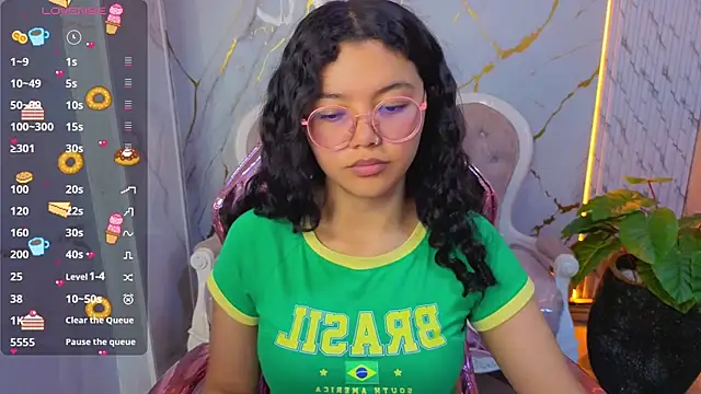 victoria castillo b online show from March 25, 7:46 pm