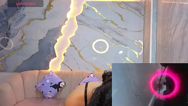 victoria castillo b online show from April 9, 3:19 am