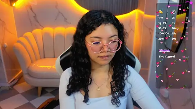 victoria castillo b online show from February 25, 7:47 pm