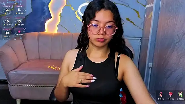 victoria castillo b online show from April 19, 3:07 am