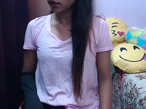 Snapshot of Angel_kiyara chatting on October 17, 6:53 pm Angel kiyara online show from October 17, 6:53 pm