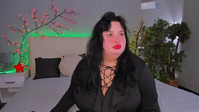 MonaSteele online show from February 25, 1:11 pm