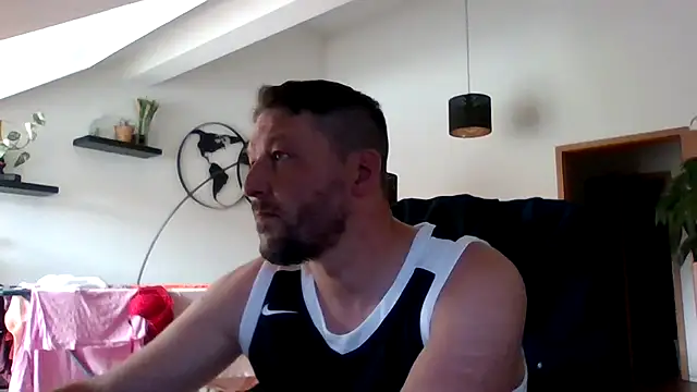BennyLommy online show from July 22, 11:12 am
