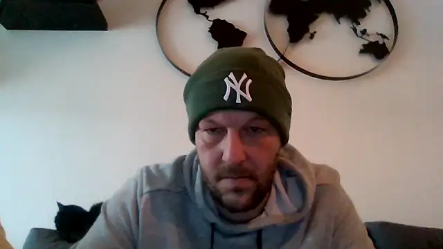 BennyLommy online show from November 27, 9:43 am