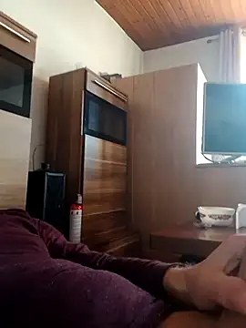 MArciQuarky online show from March 22, 8:18 am