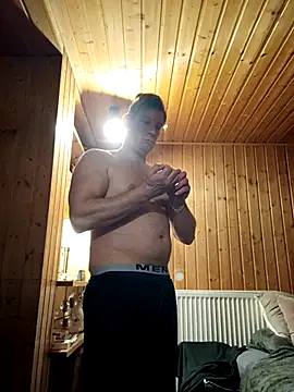 MArciQuarky online show from November 26, 7:36 pm