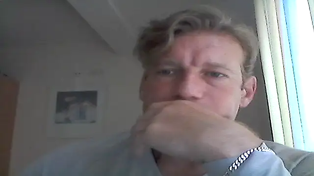 MArciQuarky online show from September 12, 7:30 am