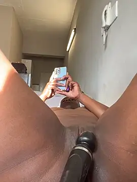 Snapshot of Kinkyy_ chatting on October 23, 1:54 pm Kinkyy online show from October 23, 1:54 pm