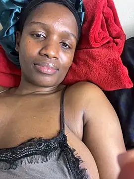 Snapshot of Kinkyy_ chatting on October 19, 10:23 pm Kinkyy online show from October 19, 10:23 pm