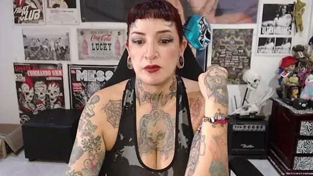 Rollyderolandia666 online show from April 21, 6:36 pm