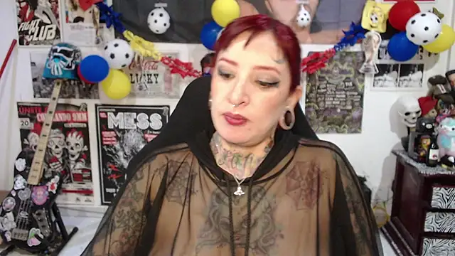 Snapshot of Rollyderolandia666 chatting on July 8, 9:59 pm Rollyderolandia666 online show from July 8, 9:59 pm