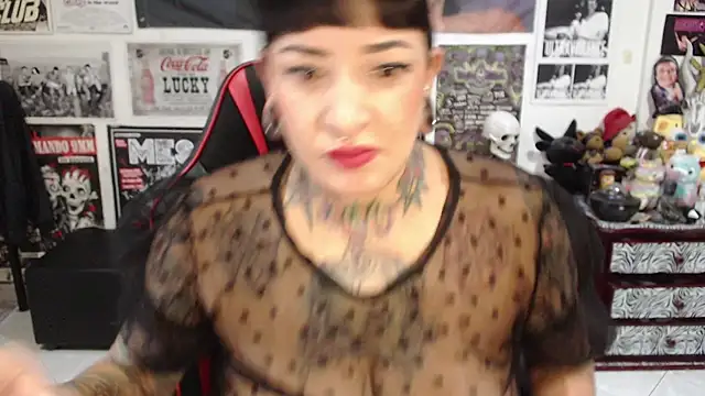 Rollyderolandia666 online show from November 4, 6:44 pm