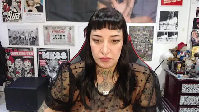 Rollyderolandia666 online show from December 3, 10:31 pm