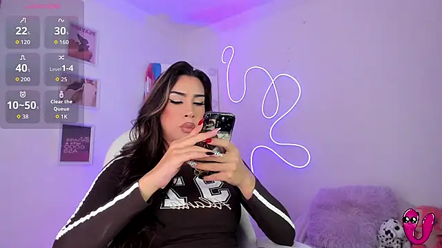 Snapshot of JulietaBomGV chatting on November 20, 3:07 am JulietaBomGV online show from November 20, 3:07 am