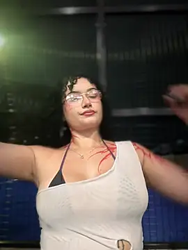 Electra doll  online show from March 14, 1:00 am