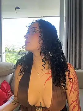 Electra doll  online show from January 7, 3:28 pm