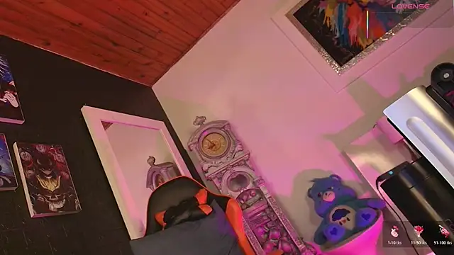 Snapshot of charlotte_cruzx chatting on July 12, 6:03 am charlotte cruzx online show from July 12, 6:03 am