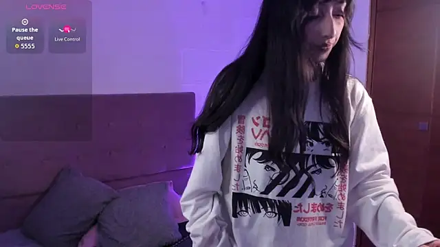 Snapshot of v1cky_ chatting on November 6, 11:20 pm v1cky online show from November 6, 11:20 pm