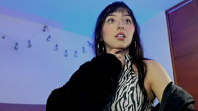 Snapshot of v1cky_ chatting on October 30, 10:28 pm v1cky online show from October 30, 10:28 pm