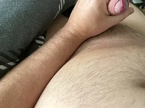 Snapshot of Yokra chatting on January 17, 10:08 am Yokra online show from January 17, 10:08 am