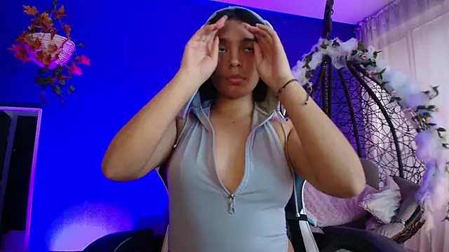 Emmapark  online show from March 31, 6:32 pm