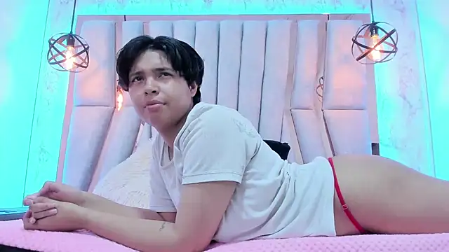 Snapshot of Emmapark_ chatting on March 16, 3:58 am Emmapark online show from March 16, 3:58 am