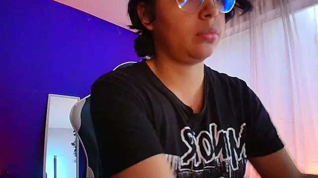 Emmapark  online show from January 31, 7:23 pm