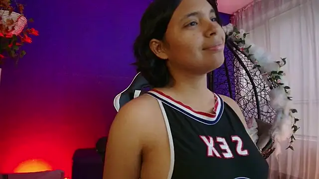 Emmapark  online show from March 30, 6:42 pm