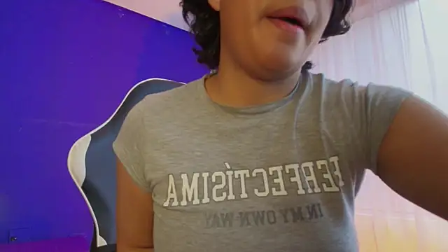 Emmapark  online show from February 19, 6:38 pm