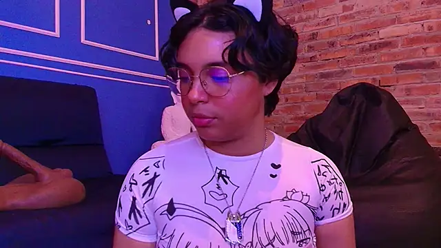 Snapshot of Emmapark_ chatting on November 27, 7:14 pm Emmapark online show from November 27, 7:14 pm