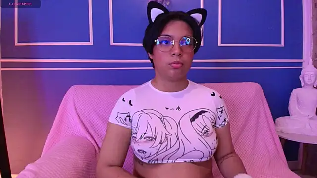 Snapshot of Emmapark_ chatting on October 29, 2:21 am Emmapark online show from October 29, 2:21 am