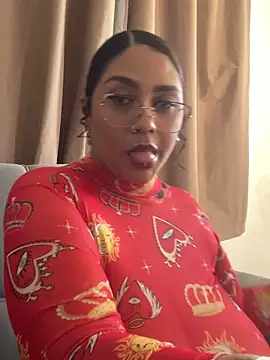 hanna danger19 online show from April 3, 1:50 pm