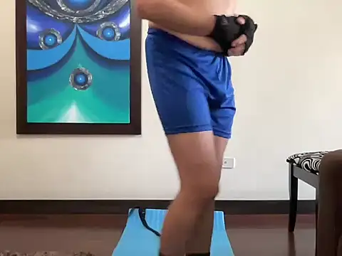 littlelatinhunter online show from November 10, 1:16 pm