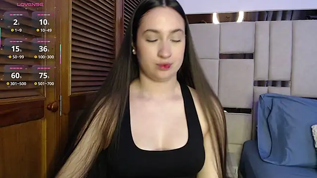 Snapshot of sofiaduque_26 chatting on June 20, 8:36 pm sofiaduque 26 online show from June 20, 8:36 pm