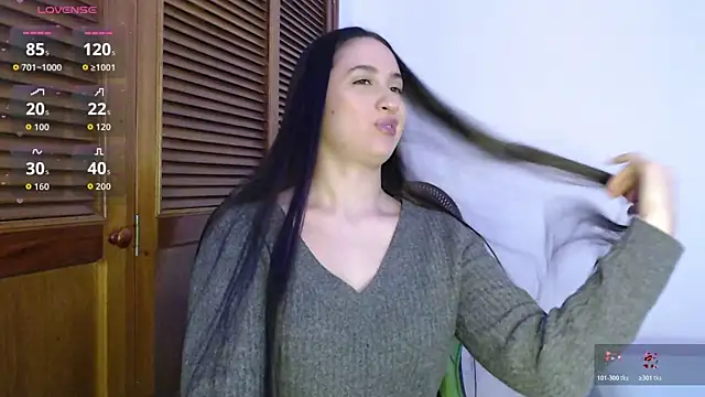 sofiaduque 26 online show from January 7, 7:30 pm