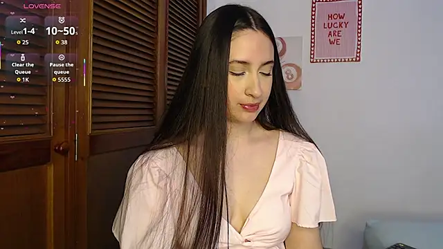 sofiaduque 26 online show from March 11, 8:03 pm