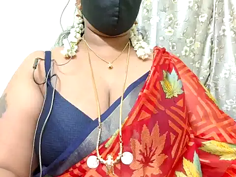 Snapshot of Pallavi-sri chatting on February 7, 5:29 pm Pallavi-sri online show from February 7, 5:29 pm