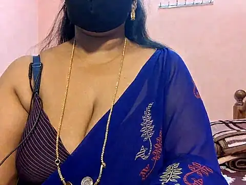 Snapshot of Pallavi-sri chatting on January 12, 5:47 am Pallavi-sri online show from January 12, 5:47 am