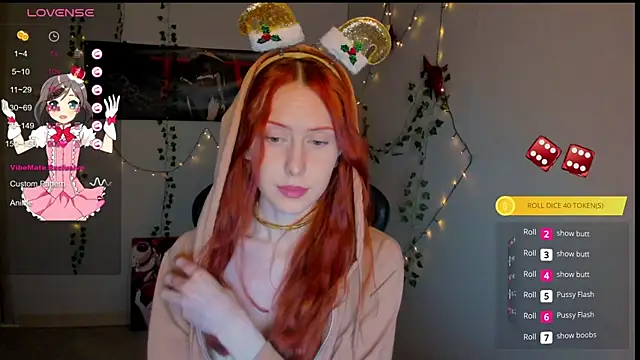 Snapshot of FruttiTatti chatting on December 13, 8:04 pm FruttiTatti online show from December 13, 8:04 pm