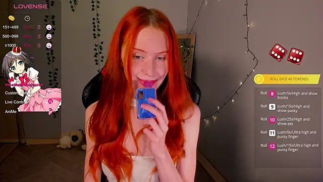 Snapshot of FruttiTatti chatting on October 21, 4:28 pm FruttiTatti online show from October 21, 4:28 pm