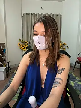 Snapshot of Jen_jennyy1 chatting on March 19, 11:47 pm Jen jennyy1 online show from March 19, 11:47 pm