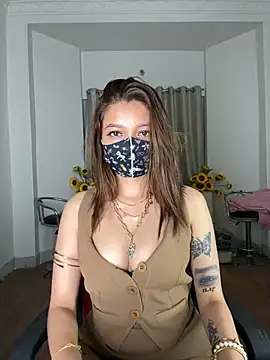 Snapshot of Jen_jennyy1 chatting on March 6, 10:15 pm Jen jennyy1 online show from March 6, 10:15 pm