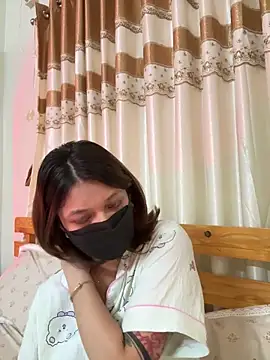 Jen jennyy1 online show from April 15, 7:07 pm