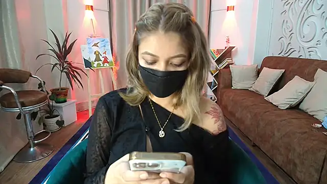 Snapshot of Jen_jennyy1 chatting on May 19, 9:22 pm Jen jennyy1 online show from May 19, 9:22 pm