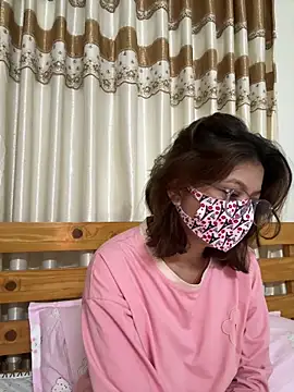 Jen jennyy1 online show from March 16, 11:40 pm