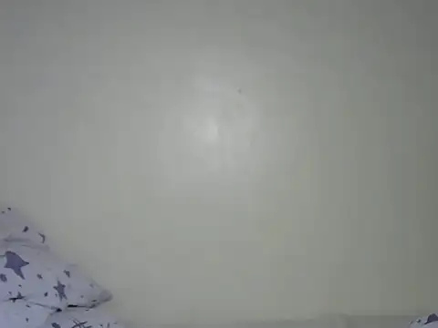 Snapshot of Novah_ chatting on October 18, 12:40 pm Novah online show from October 18, 12:40 pm
